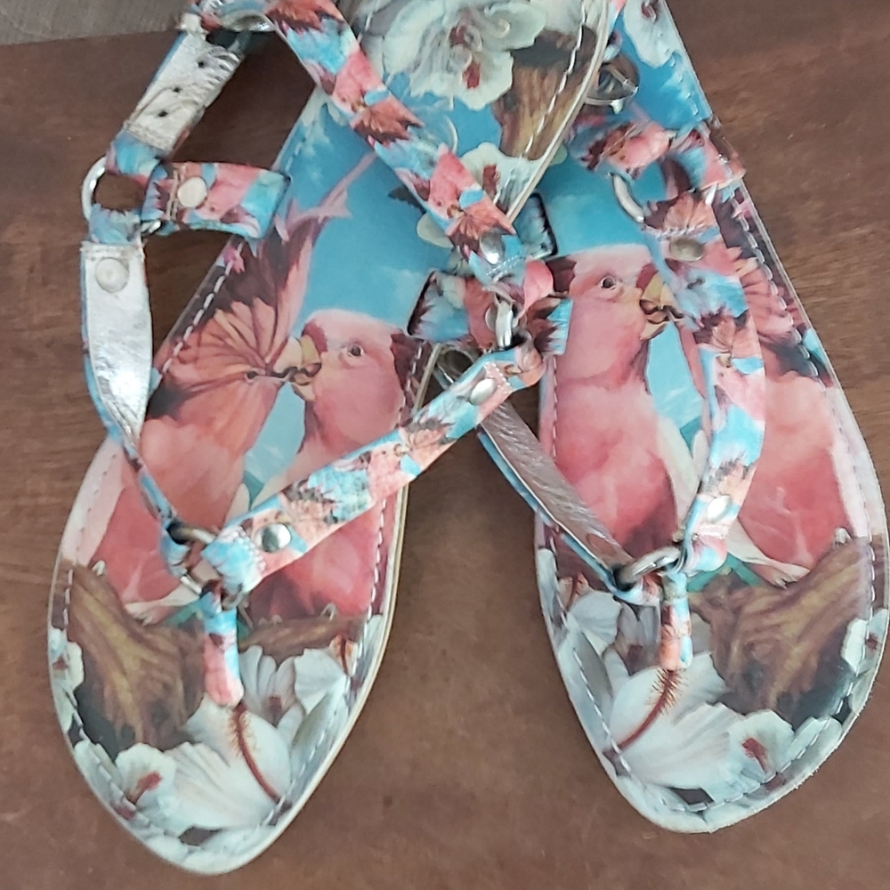 Icon Cockatoo Tropical Sandals